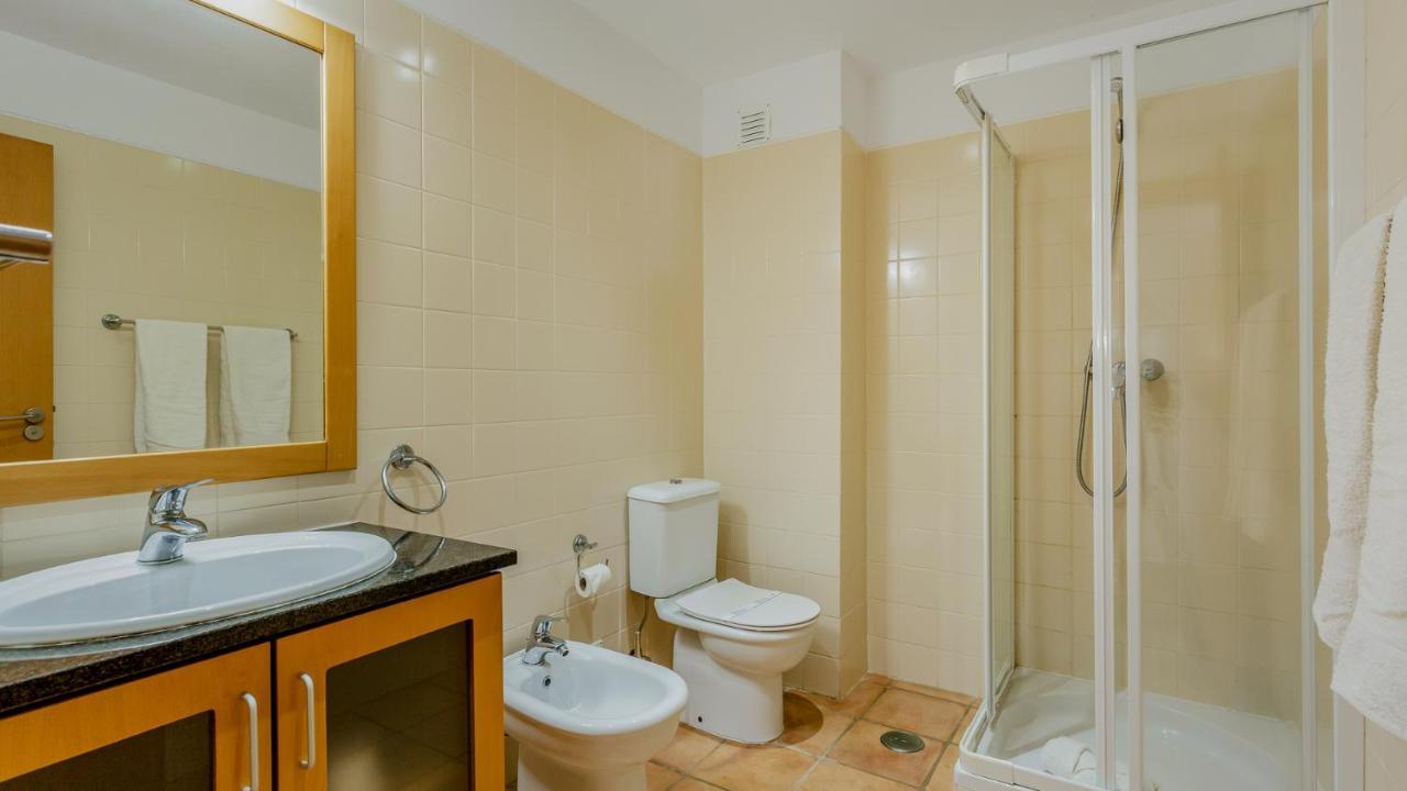 Apartment Wonderful Flat W/ Big Patio By Lovelystay Lagos