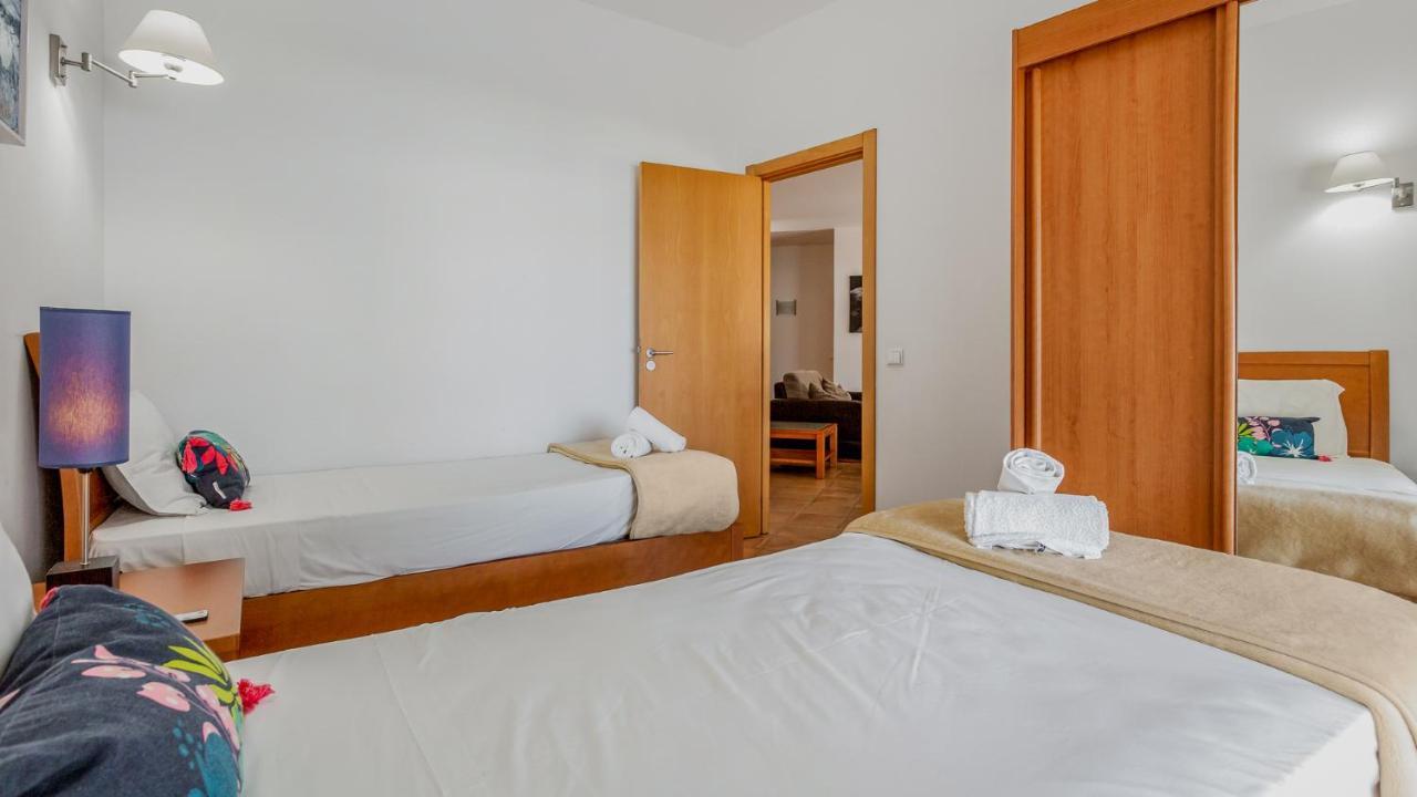 Wonderful Flat W/ Big Patio By Lovelystay Lagos